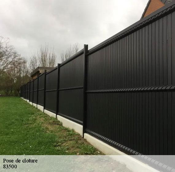 Pose de cloture  83500